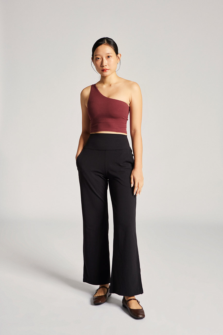 24/7 Wide Leg Pants in Black Sesame