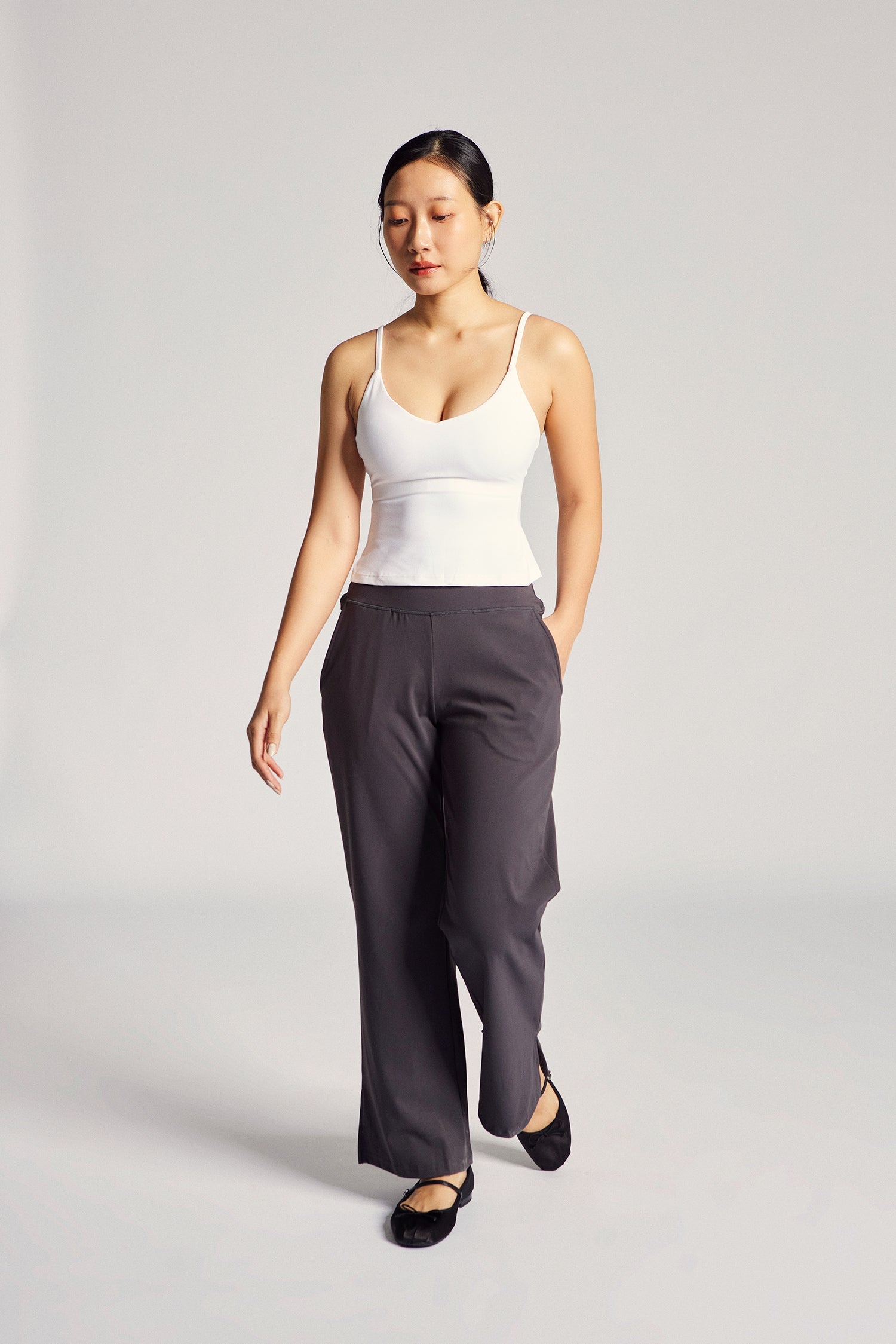 24/7 Wide Leg Pants in Moon